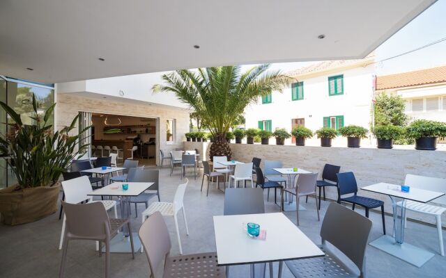 Basilica hotel by MERCADO