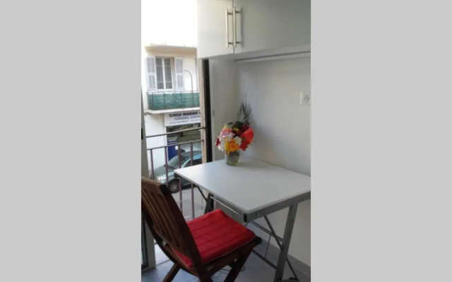 Port Vauban appartement F3 refait à neuf
