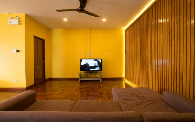 OYO 531 Le Light House & Hostel