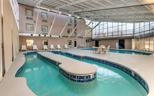 Sleep Inn & Suites near Sports World Blvd