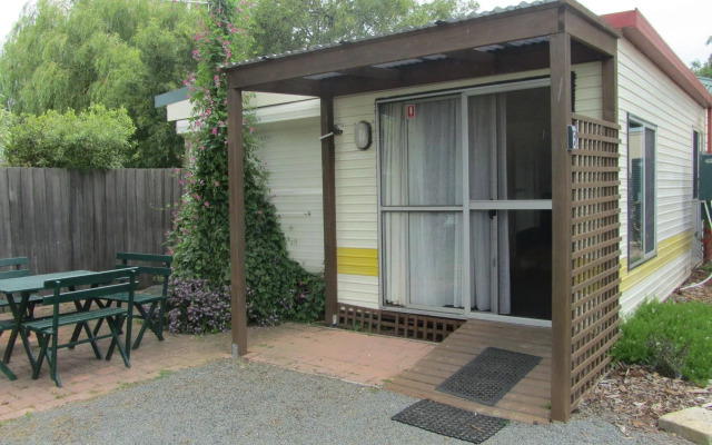 Triabunna Cabin and Caravan Park