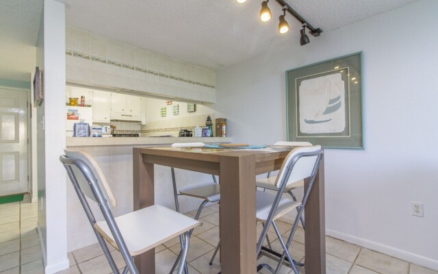 Creston House 9A by Vtrips