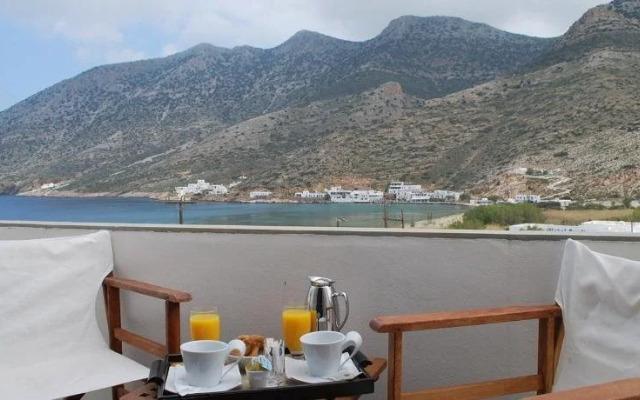 Myrto Hotel & Bungalows