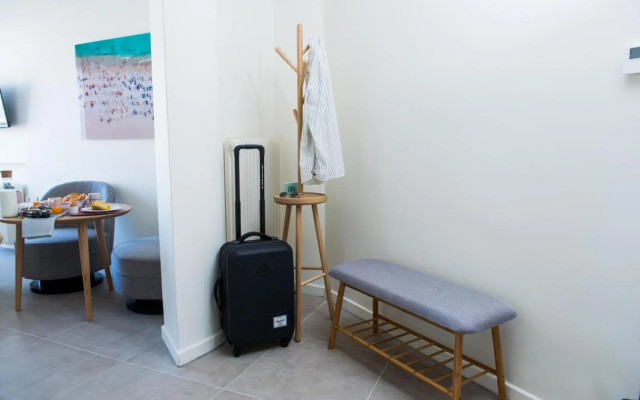 Piraeus Seaview Elegant Apartments