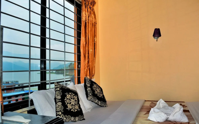 Hotel Direction Pokhara