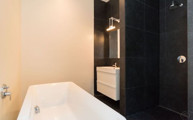 White Room Apartment