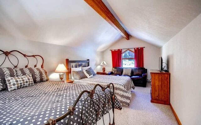 Gold Flake Lodge Main Street By Pinnacle Lodging