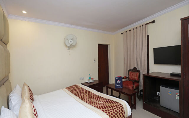 OYO 10750 Hotel Vivek