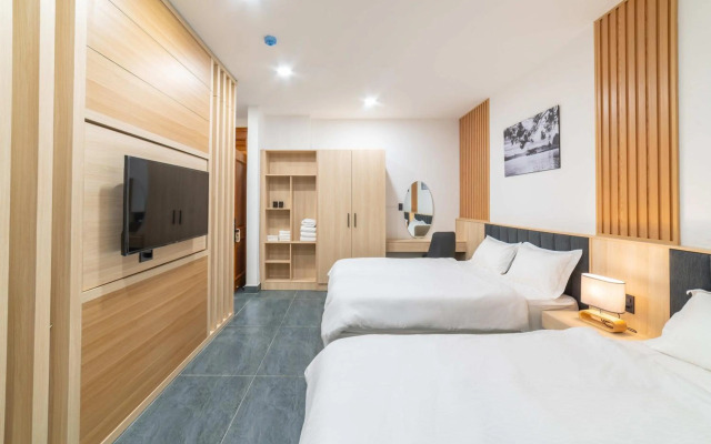 Quốc Khánh Condotel