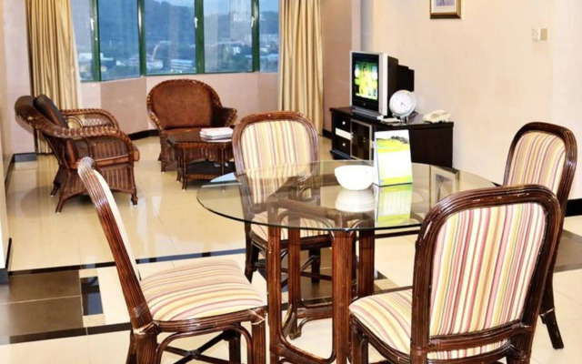 Likas Square Apartment Hotel