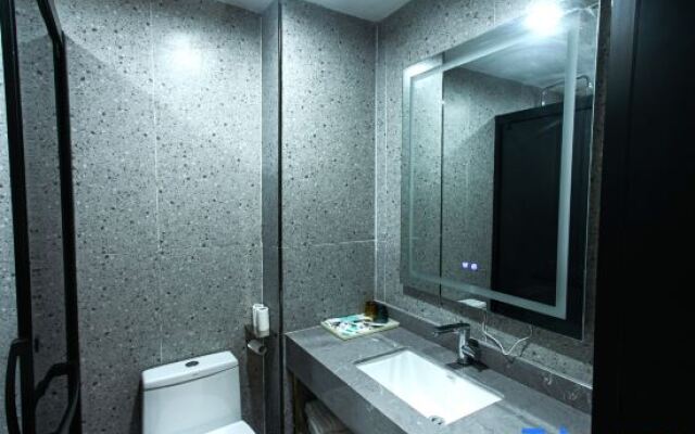 Echarm Hotel (Chaka)