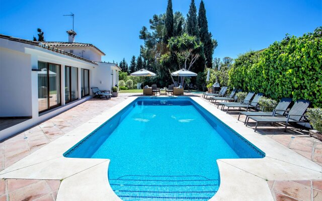 8 B/R VILLA BY PUERTO BANUS & SEA 5 min ✴️✴️✴️✴️✴️