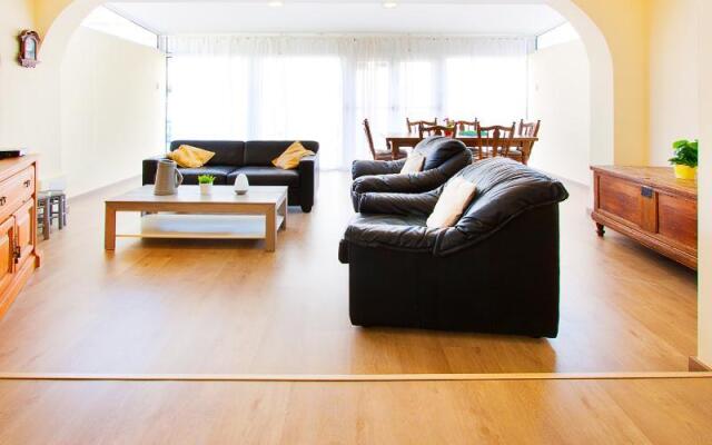 Peni 83 - Four Bedroom