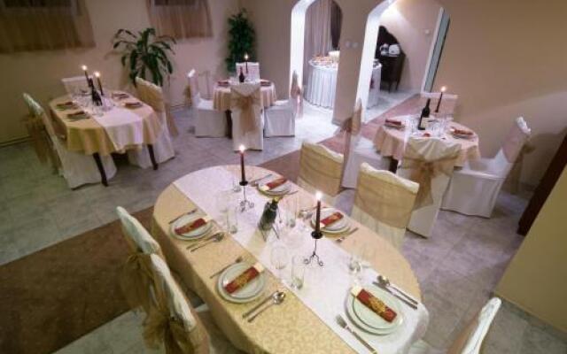 Garni Hotel President de Luxe