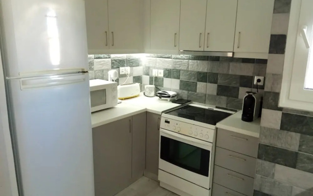 Grandma Vasiliki Rooms To Let