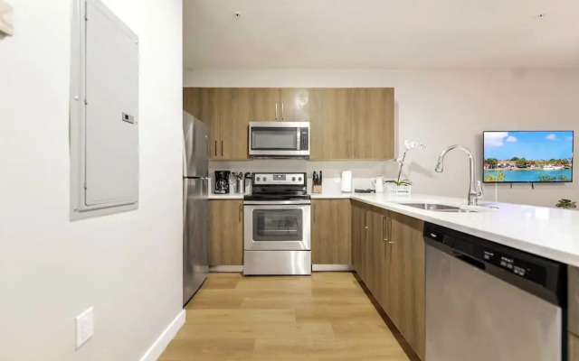 Stylish Townhouses by Design District