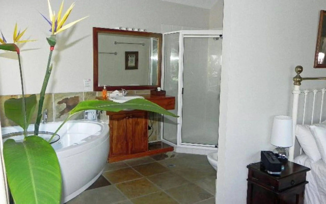 Airlie Waterfront Bed & Breakfast