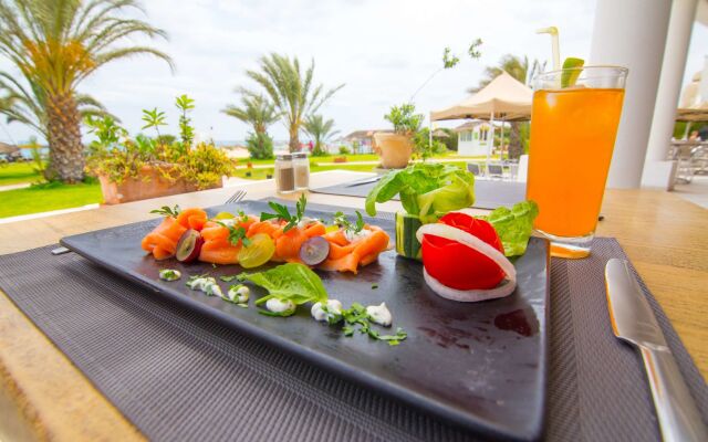 Royal Tulip Taj Sultan