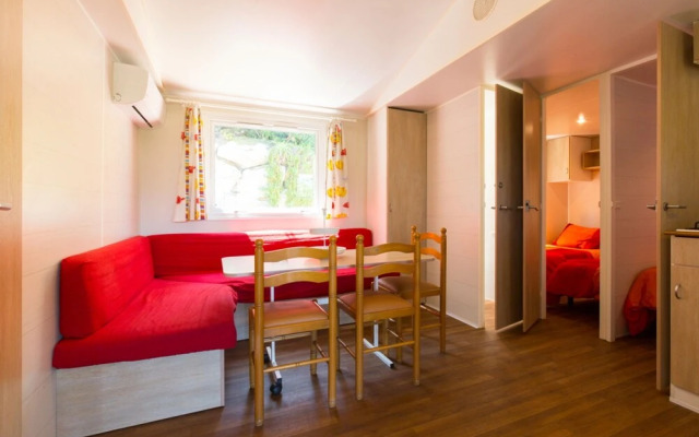 Camping El Far