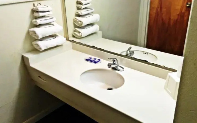 Cimarron Inn