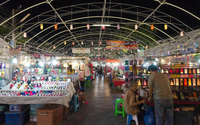 Night Bazaar Place