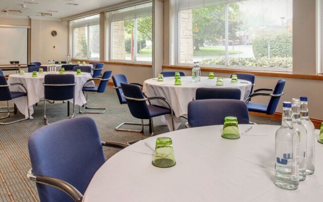 Holiday Inn Swindon by IHG