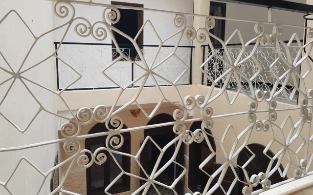 Romouz Kasbah Riad