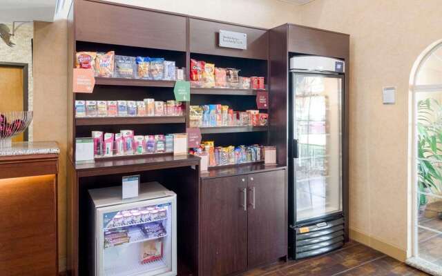 Quality Suites Irving-Las Colinas