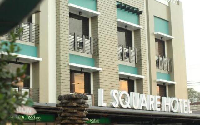 L Square Hotel