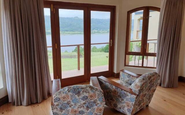 Chara Lakeside Lodge - Wilderness