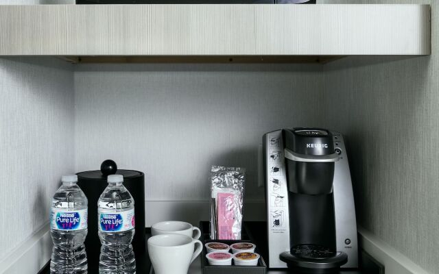 Hilton Garden Inn Seattle Bellevue Downtown, WA