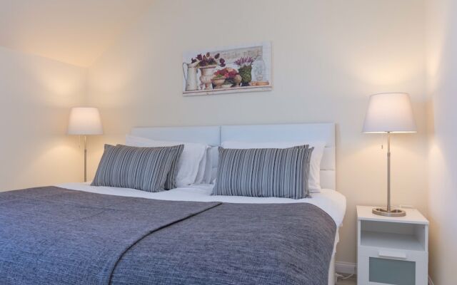 Ailsa Retreat - Donnini Apartments