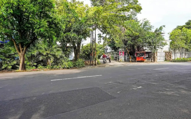 Gosepa Ambengan Plaza by OYO Rooms