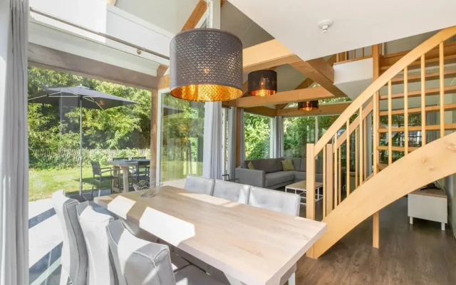 Modern Holiday Home Near Beach