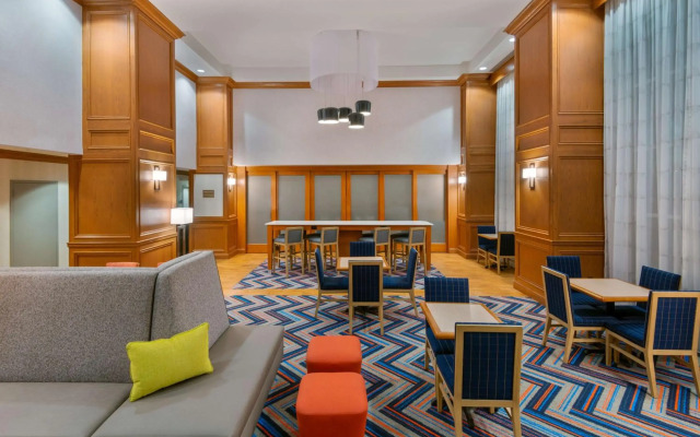 Hampton Inn & Suites Murfreesboro