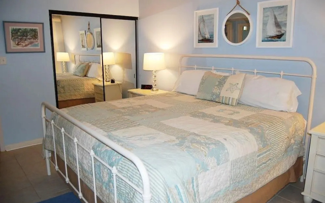 Romar Place 303