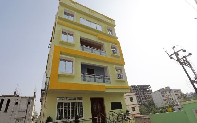 OYO 13924 Shree Gopal Residency
