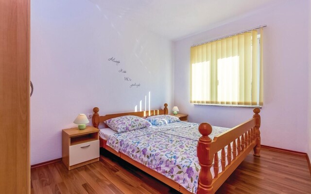 Beautiful Home in Dobrinj With Wifi and 2 Bedrooms