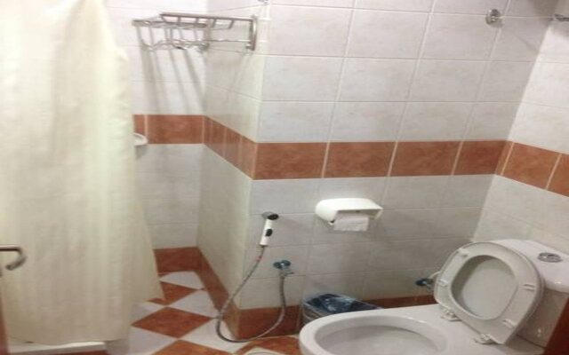 Cristalaat Al Aseel Hotel