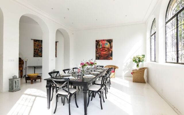 Chateau Terre Blanche