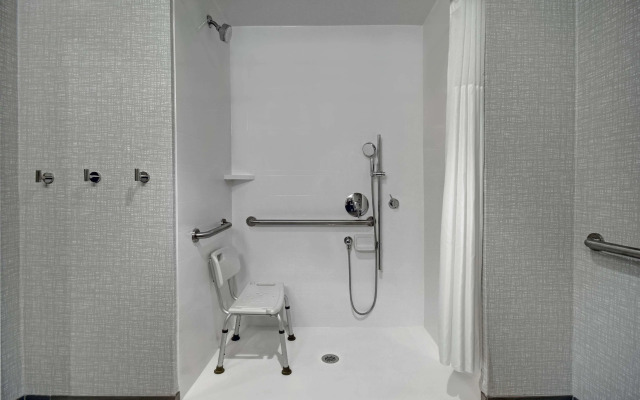 Hampton Inn Cave City, KY