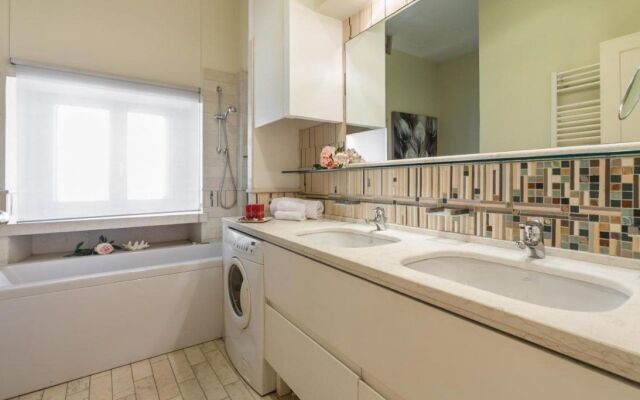 Charming and Enjoyable Flat few Steps From Vatican