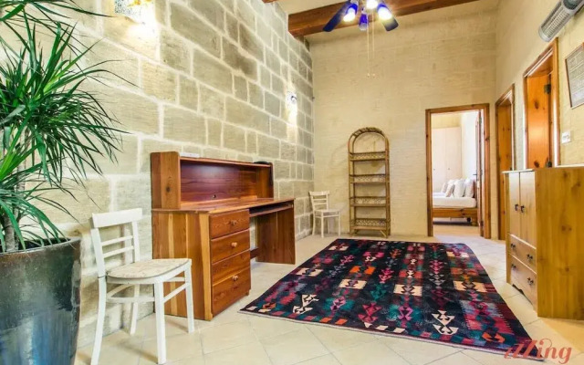 Grand Gozo Farmhouse With Games Room Pool