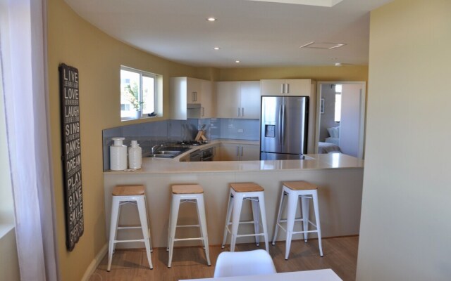 Luxury Beach Escape 90mins from Sydney