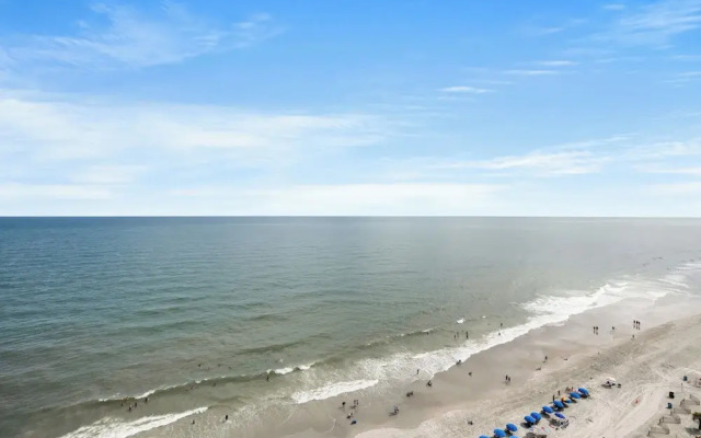 Units at Sandy Beach Resort by Elliott Beach Rentals