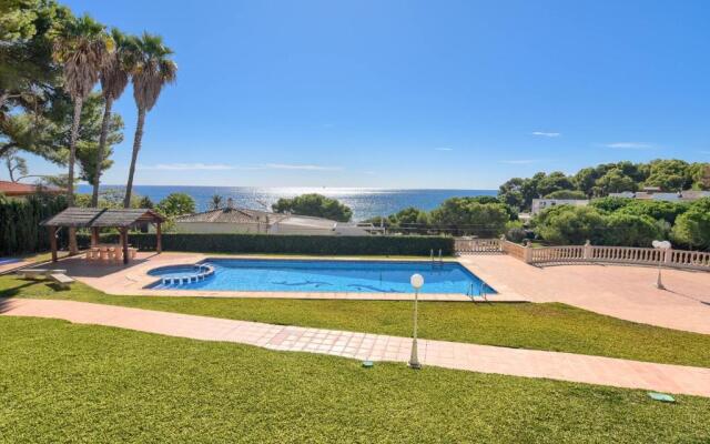 Poolbeach VI