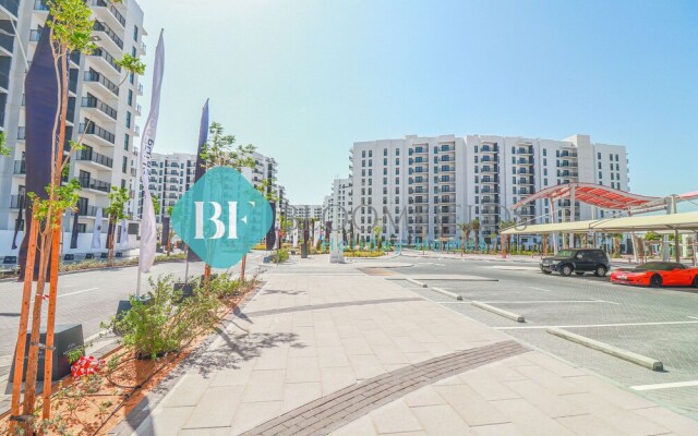 Waters Edge Apartment 634