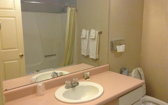 Baldwin Inn & Suites
