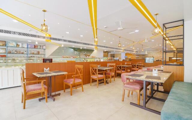 FabHotel Aamantran & Banquet Halls