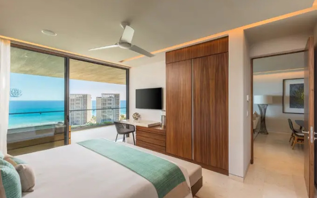 Solaz Signature Suites